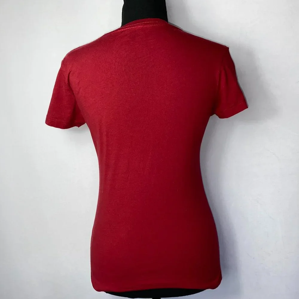 Tom and Jerry Maroon Red T-shirt Size Medium - Picture 2 of 4